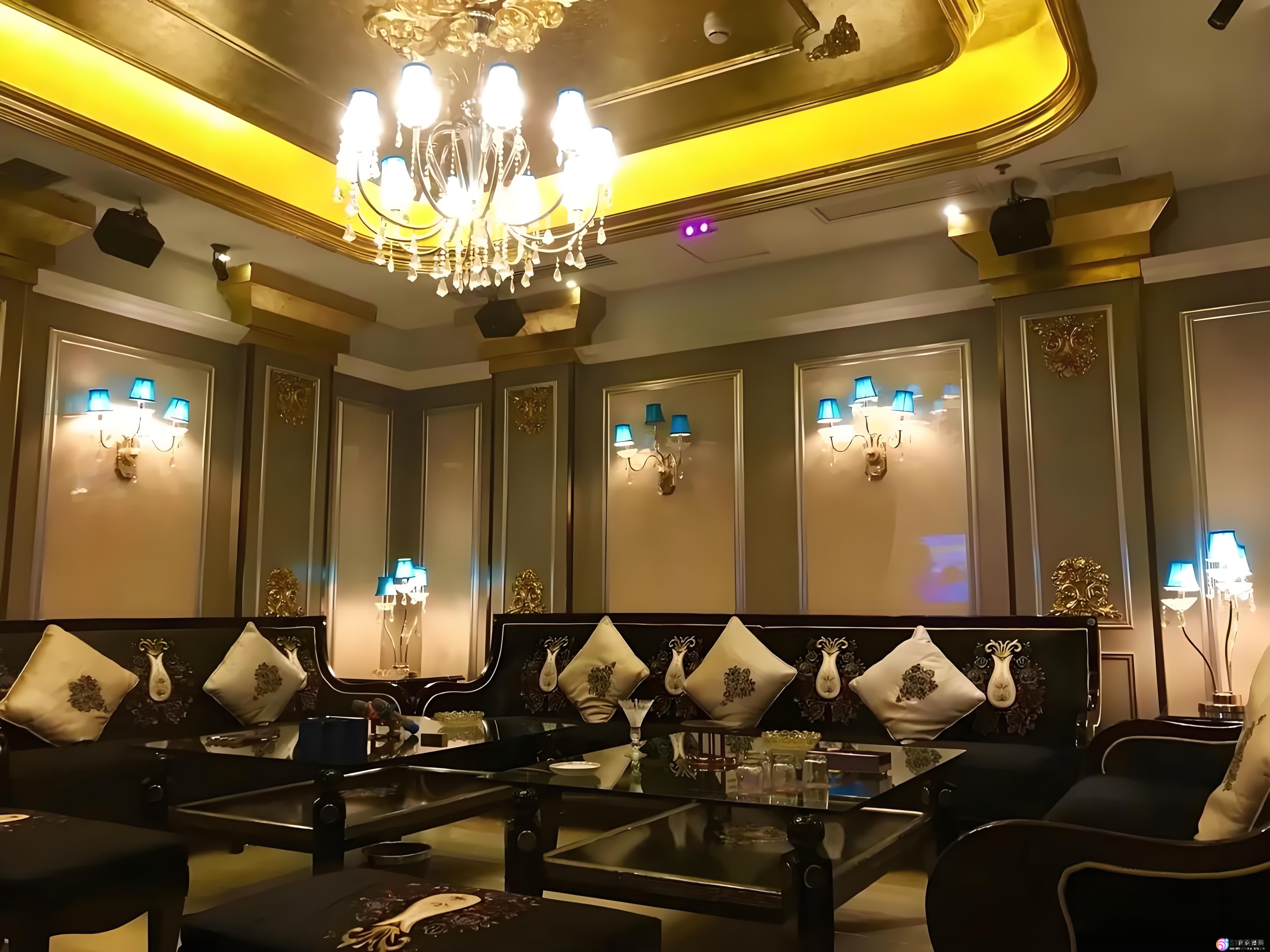 夜场工作内容详解：从职能到潜在优势